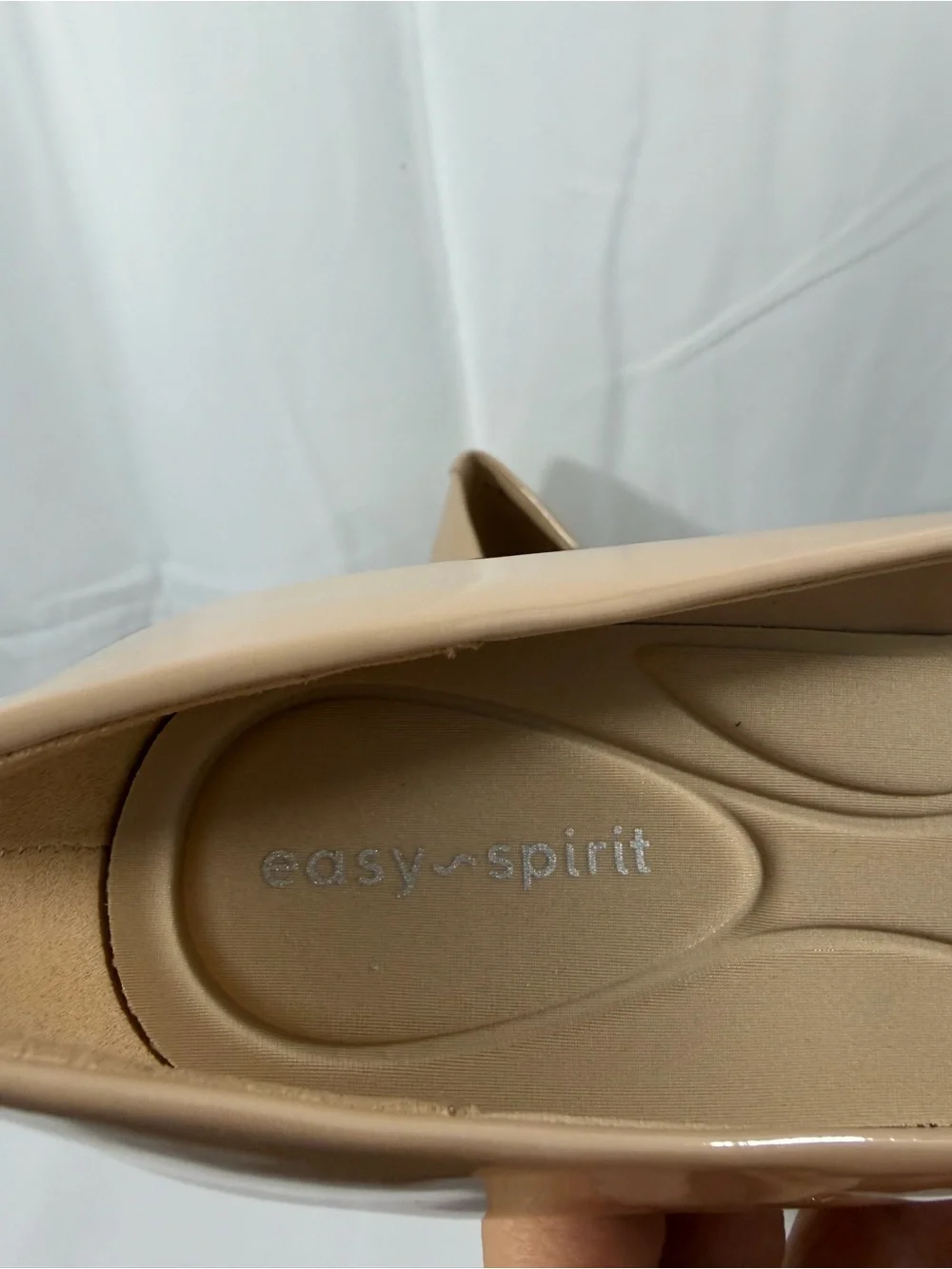 NWT Easy Spirit Women’s Size 7.5 Nude Patent Block Heel Pumps